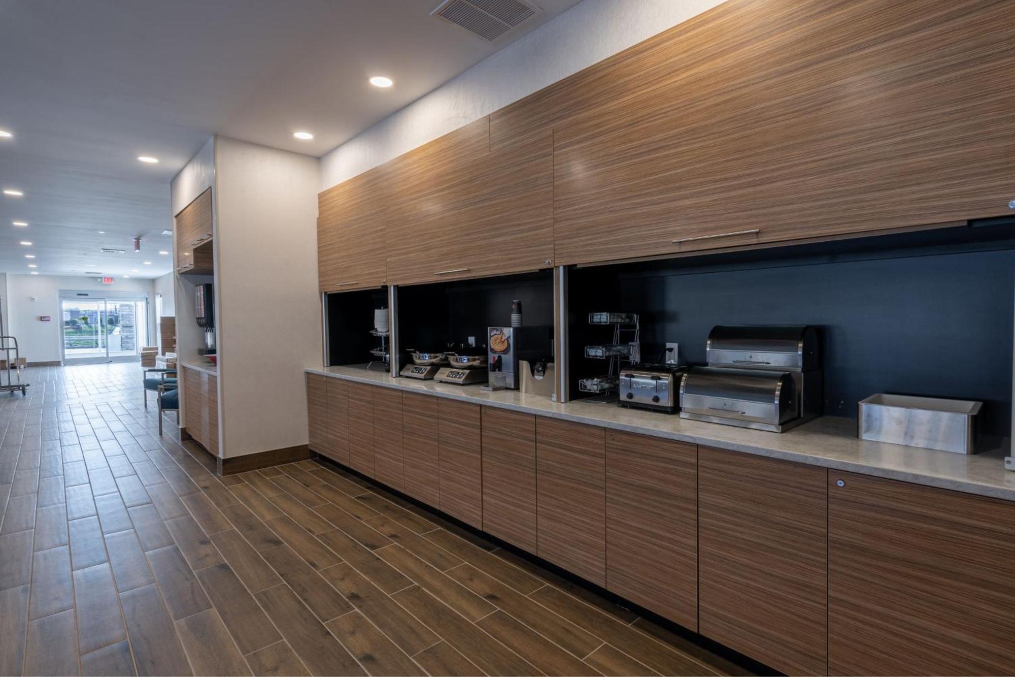 Towneplace Suites By Marriott Clinton Zewnętrze zdjęcie