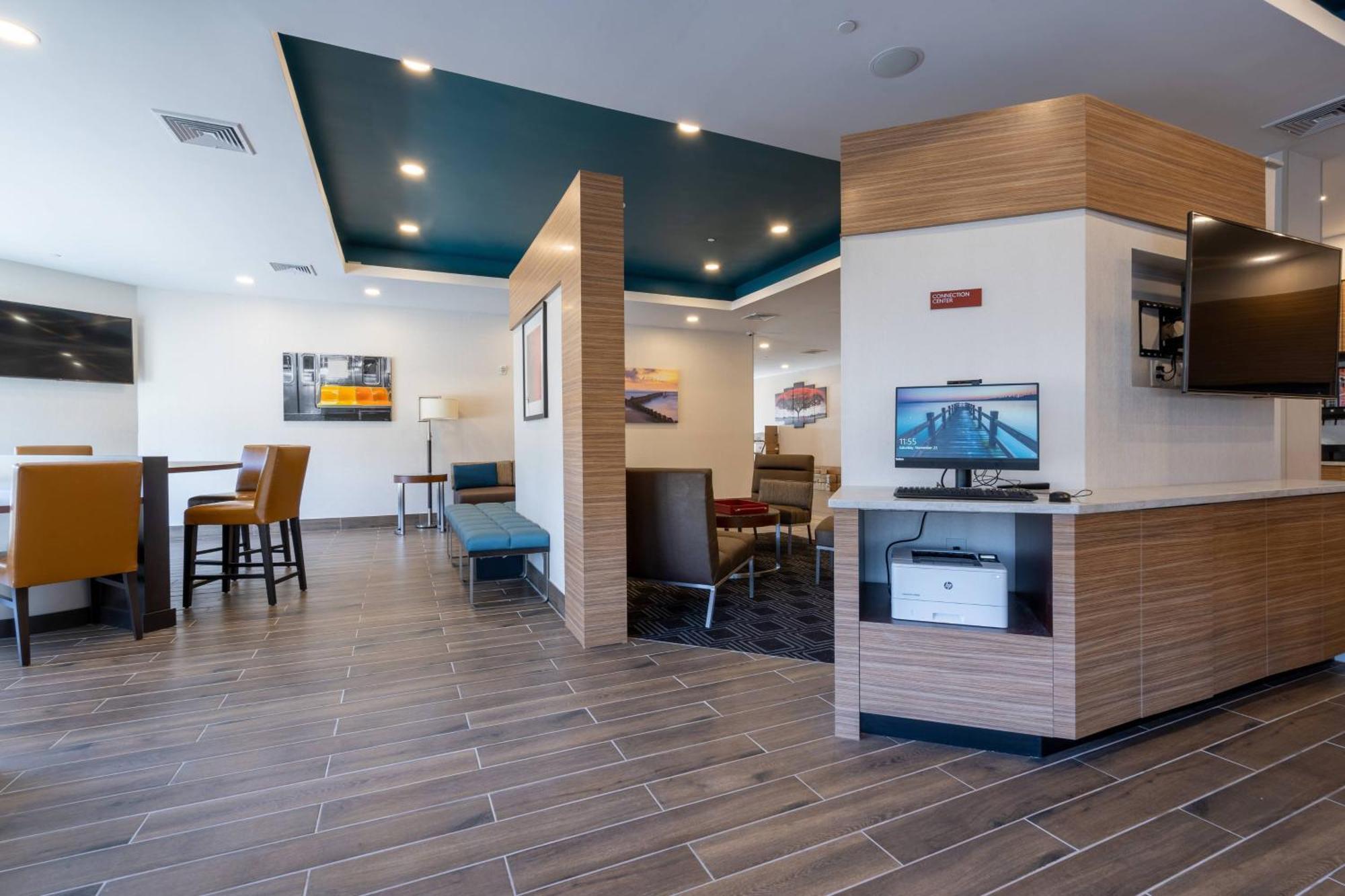 Towneplace Suites By Marriott Clinton Zewnętrze zdjęcie