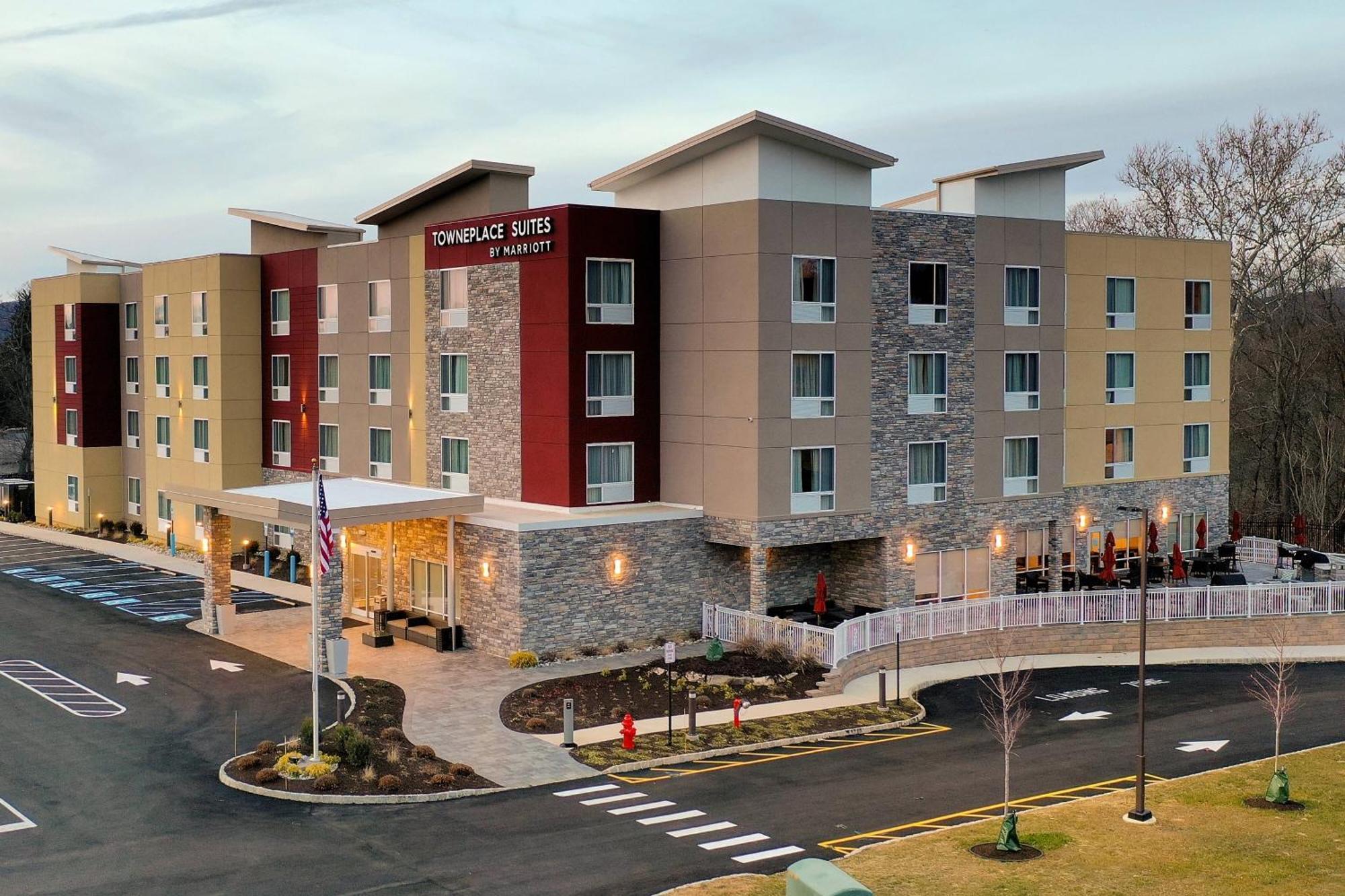 Towneplace Suites By Marriott Clinton Zewnętrze zdjęcie